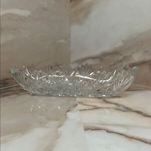 Elegant Clear Glass Serving Bowl